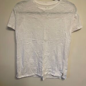 White Eyelet Short Sleeve Tee size XS